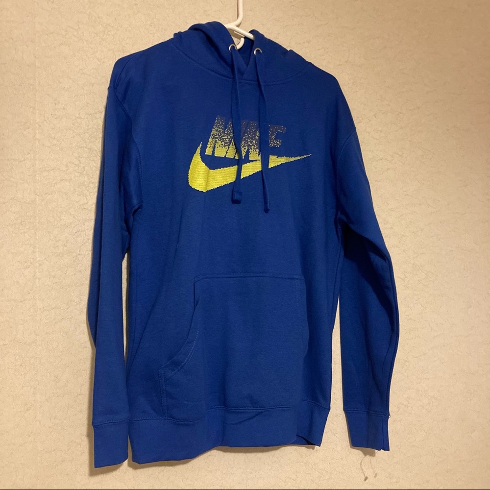 Nike sweatshirt